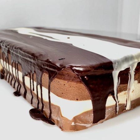 TURRON TRES CHOCOLATES CON NUTELLA HECHO A MANO.